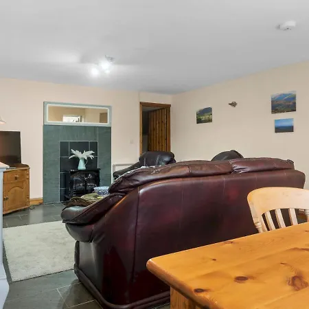Pass The Keys In The Heart Of Duddon Valley شقة
